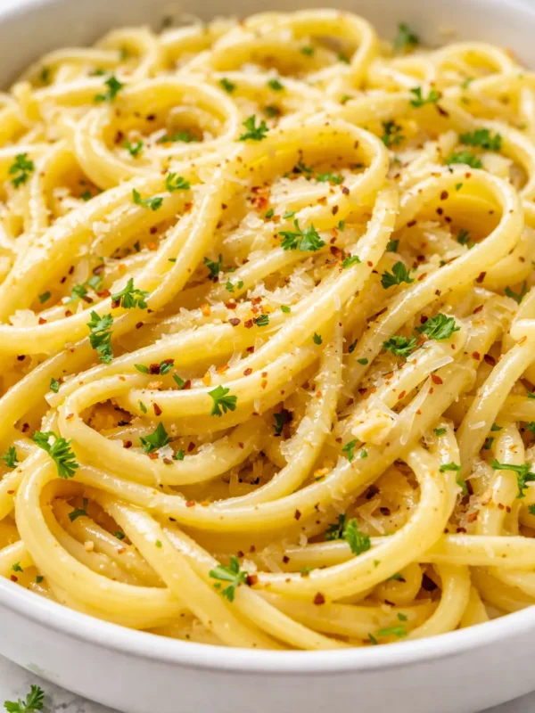 Lemon Butter Garlic Pasta Sauce (Pasta al Limone) That’s Creamy Without a Drop of Cream – Ready in 20 Minutes